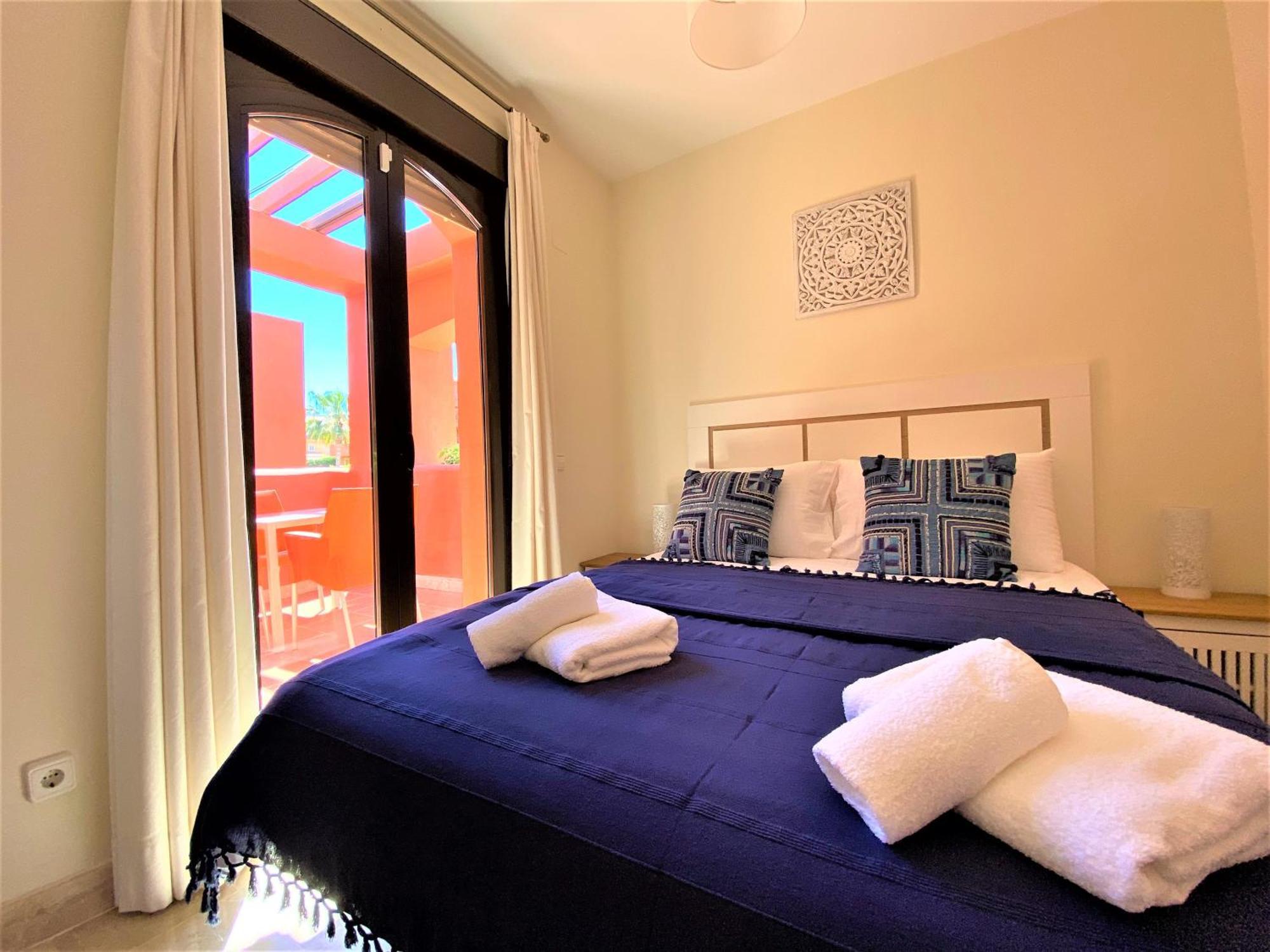 Sea View Penthouse Apartment With Hot Tub - Casa Bella Vista, Buenas Noches , Estepona Ngoại thất bức ảnh