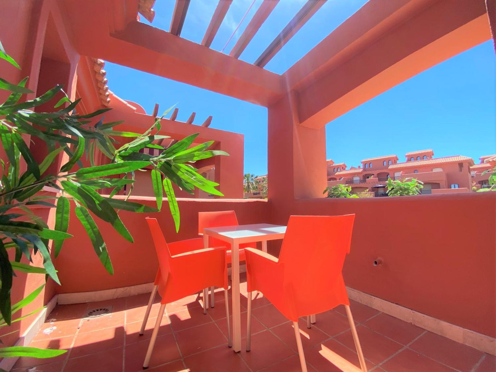 Sea View Penthouse Apartment With Hot Tub - Casa Bella Vista, Buenas Noches , Estepona Ngoại thất bức ảnh