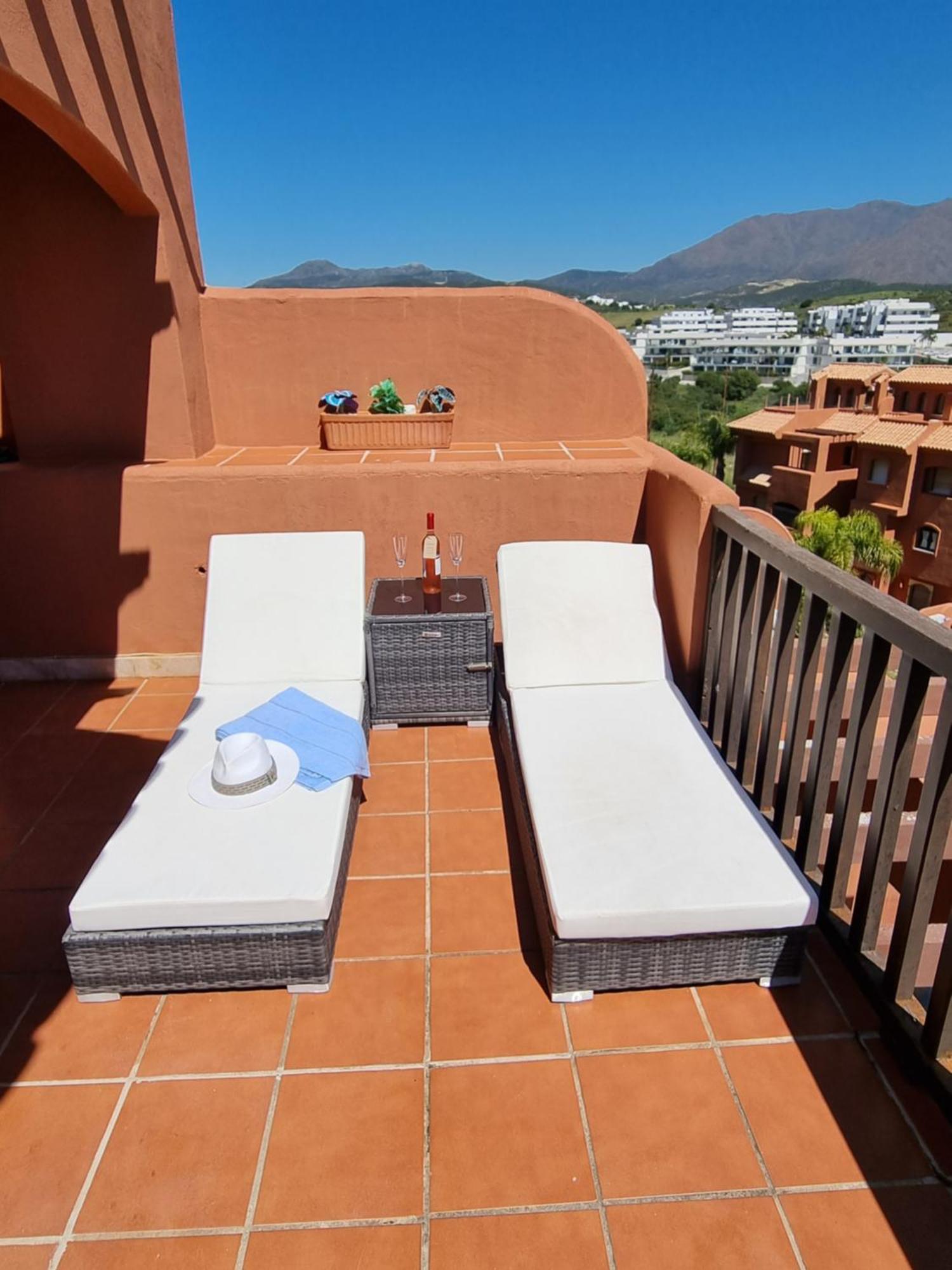 Sea View Penthouse Apartment With Hot Tub - Casa Bella Vista, Buenas Noches , Estepona Ngoại thất bức ảnh
